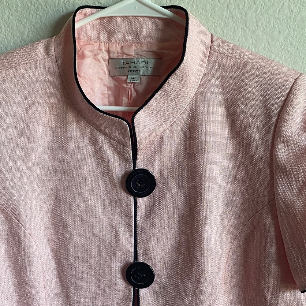 Tahari Pink Short Sleeved Blazer with Black Accents - Picture 5 of 12
